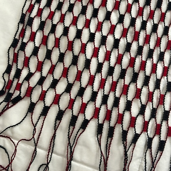 Fishnet scarf/wrap - Picture 2 of 6